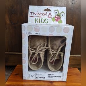Infant Twisted X Casual shoe size 6